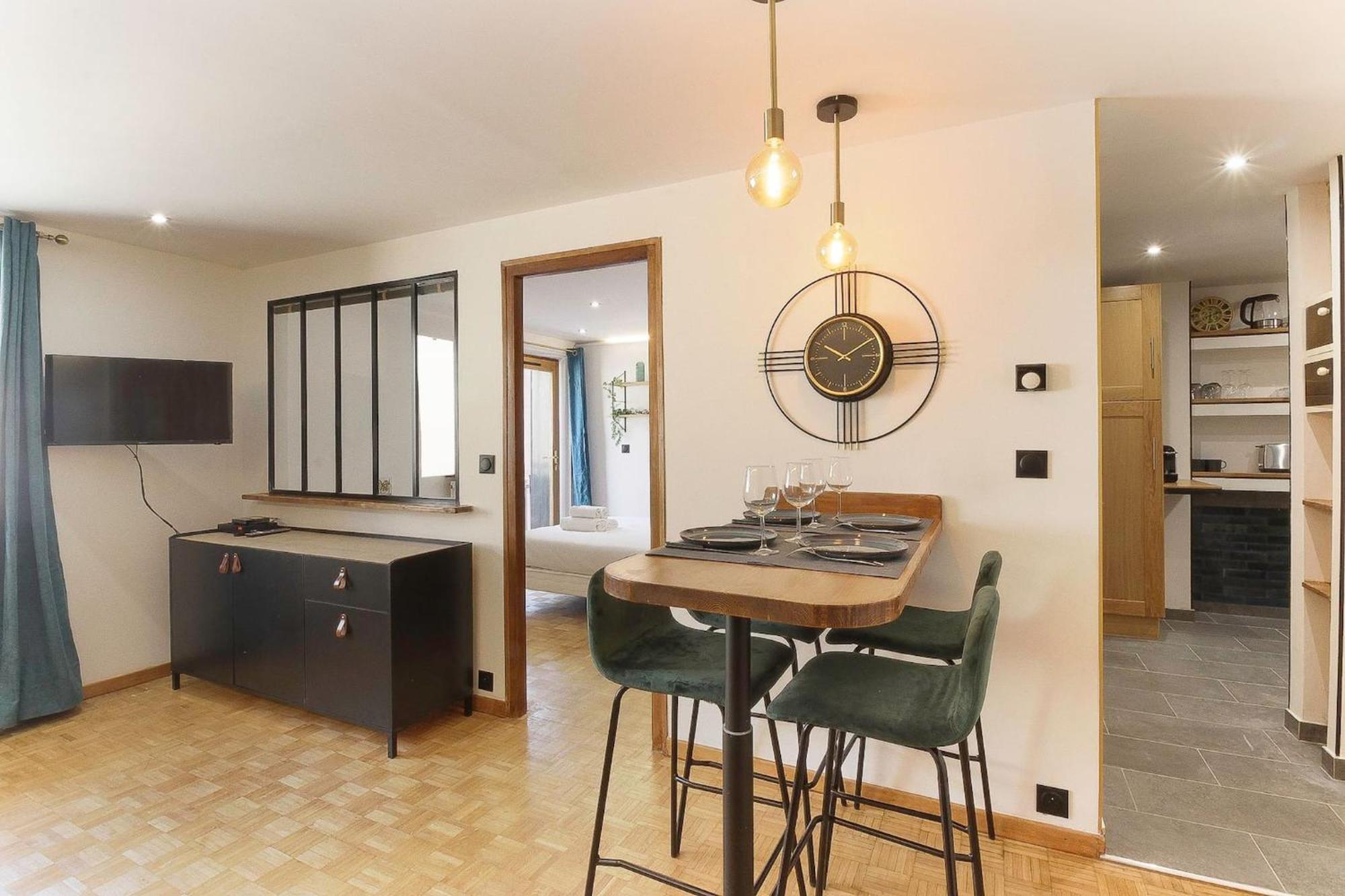 Bellevarde Apt - Newly Renovated - Central - Beside Tmb Start/End Лез-Уш Экстерьер фото