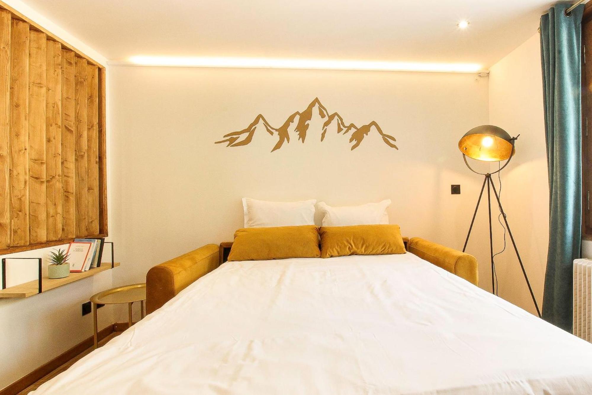 Bellevarde Apt - Newly Renovated - Central - Beside Tmb Start/End Лез-Уш Экстерьер фото