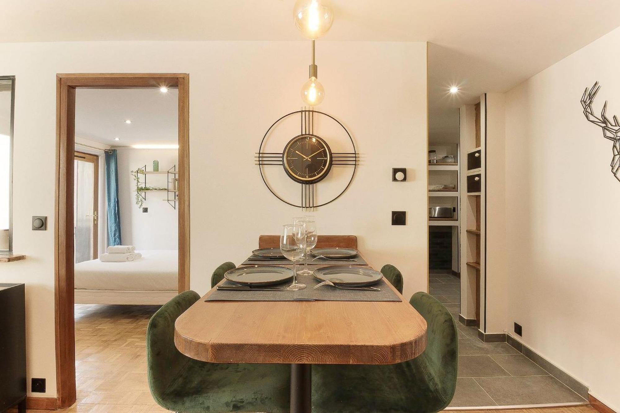 Bellevarde Apt - Newly Renovated - Central - Beside Tmb Start/End Лез-Уш Экстерьер фото