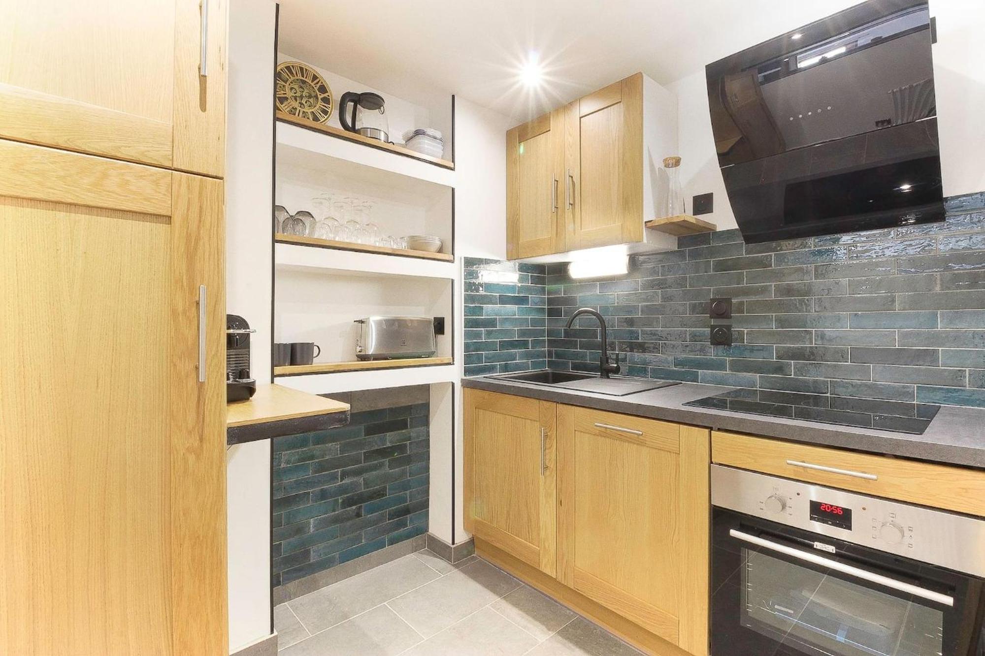 Bellevarde Apt - Newly Renovated - Central - Beside Tmb Start/End Лез-Уш Экстерьер фото